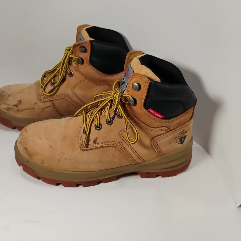 Herman Survivors Men's 6.5 Wide Tan Steel Toe Work Boots